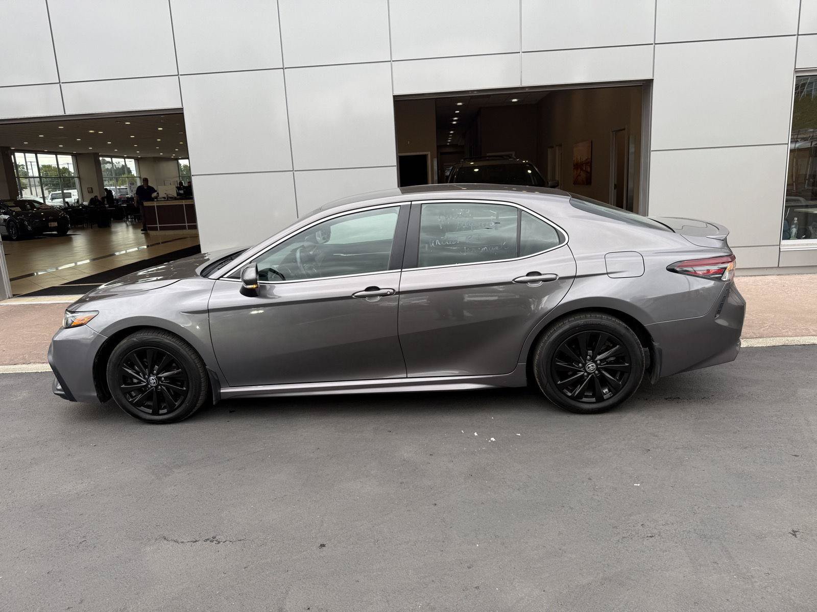 toyota camry 2024 4T1G11AKXRU899999 image