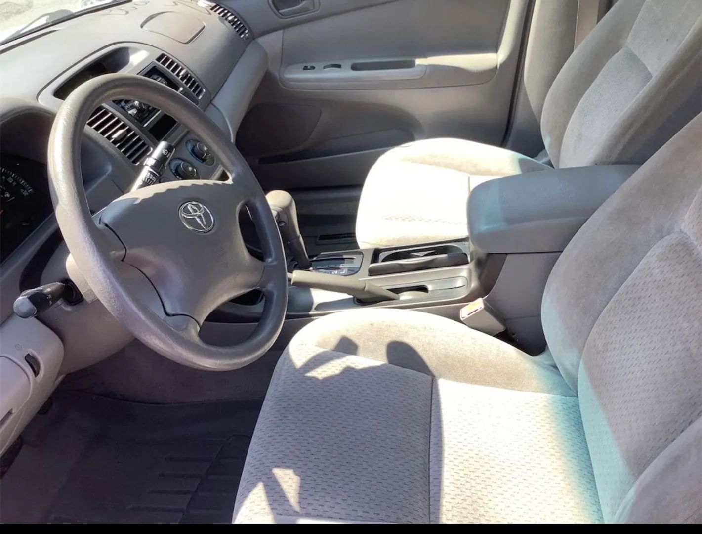toyota camry 2002 4T1BE32K42U106906 image toyota camry 2002 4T1BE32K42U106906 image