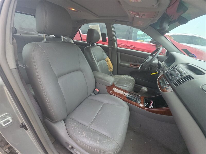 toyota camry 2002 4T1BF32K62U521707 image toyota camry 2002 4T1BF32K62U521707 image