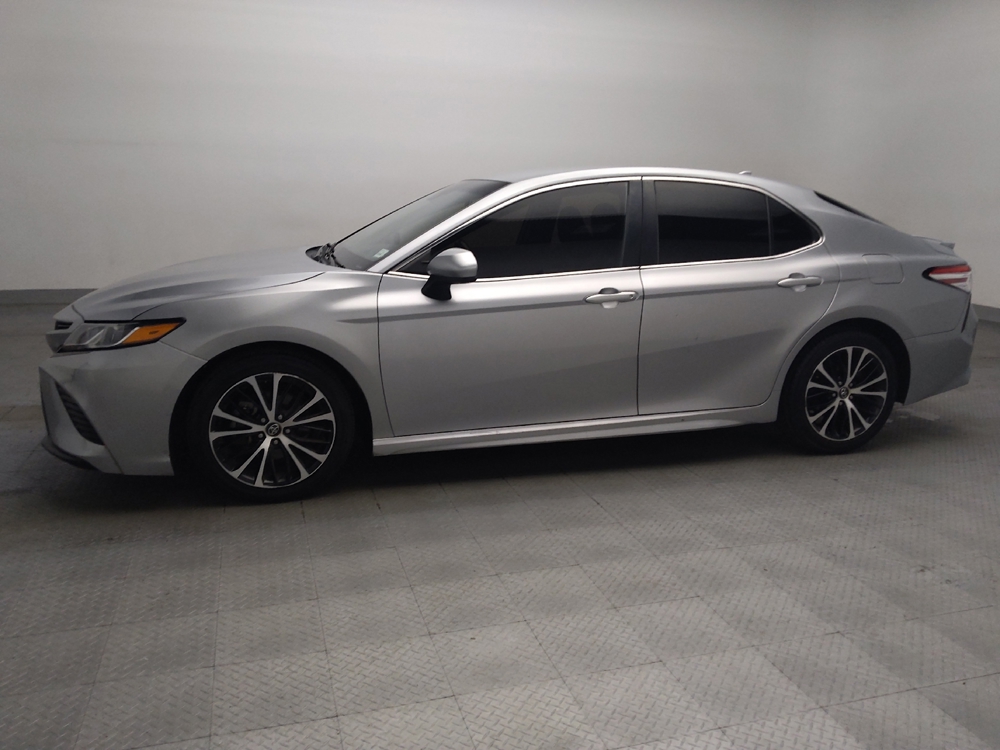 toyota camry 2020 4T1G11AK0LU923587 image toyota camry 2020 4T1G11AK0LU923587 image