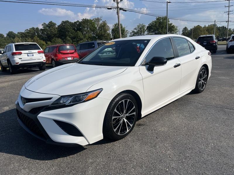 toyota camry 2020 4T1G11BK2LU009856 image toyota camry 2020 4T1G11BK2LU009856 image