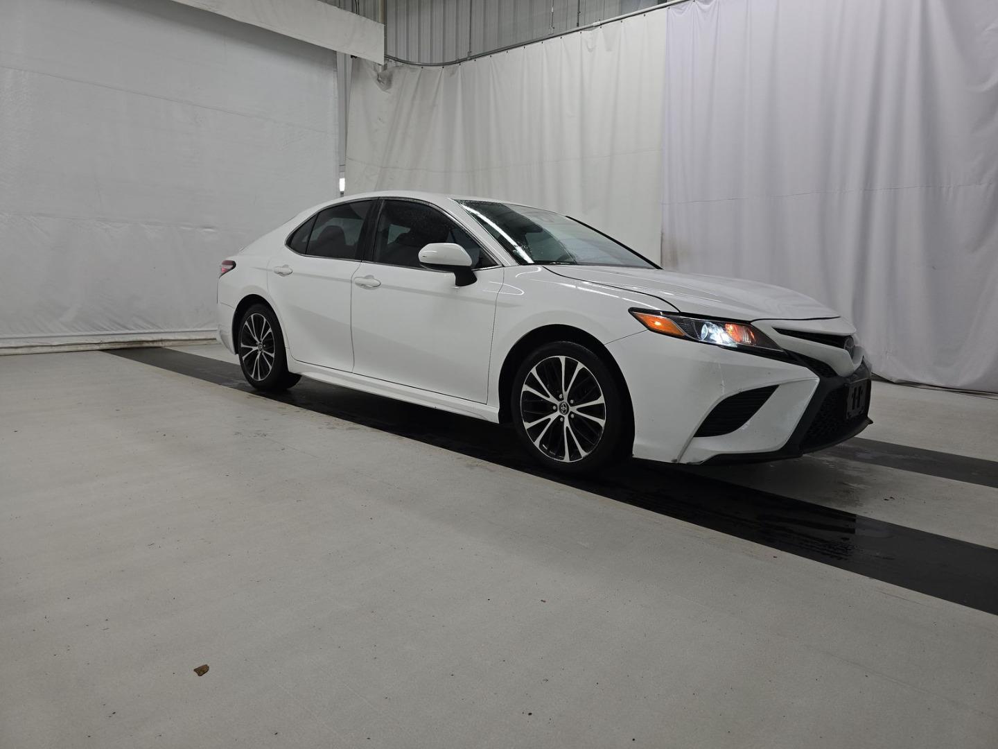 toyota camry 2020 4T1G11AK1LU912548 image toyota camry 2020 4T1G11AK1LU912548 image