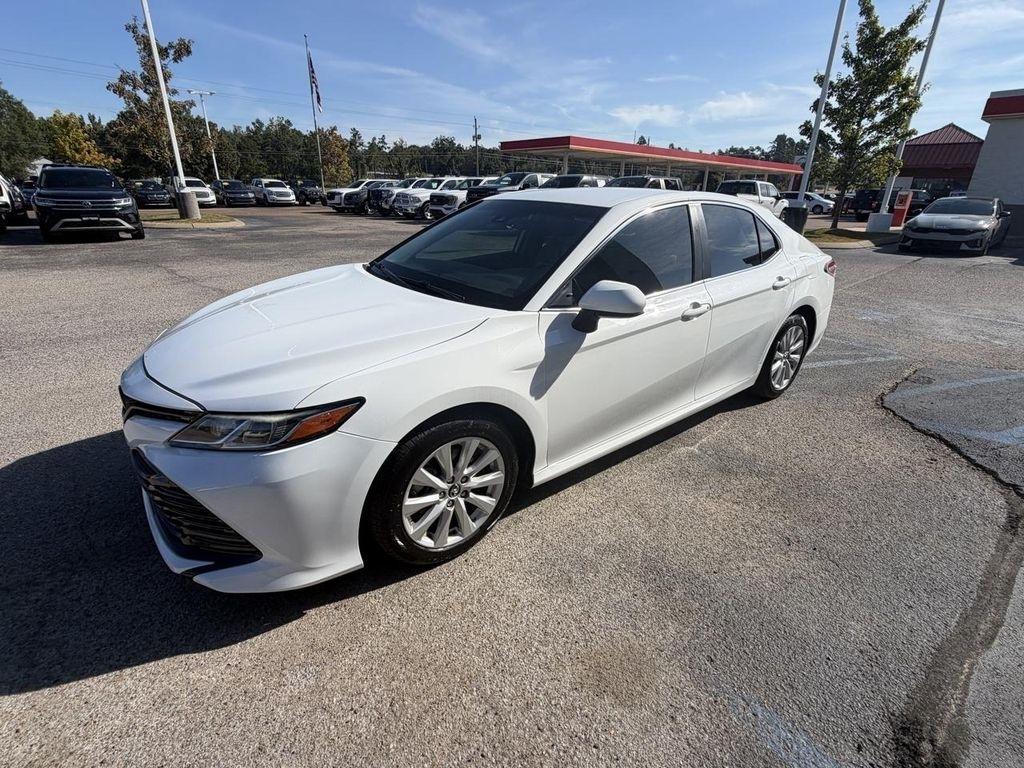 toyota camry 2020 4T1C11AKXLU317891 image toyota camry 2020 4T1C11AKXLU317891 image