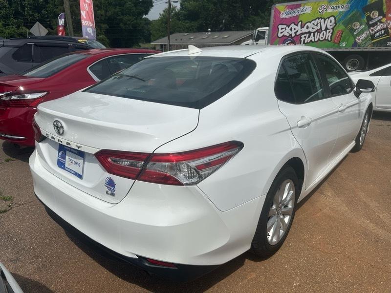 toyota camry 2020 4T1G11AK6LU939082 image toyota camry 2020 4T1G11AK6LU939082 image