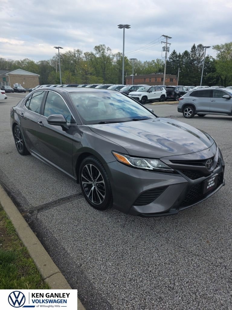 toyota camry 2020 4T1G11AK2LU355889 image toyota camry 2020 4T1G11AK2LU355889 image