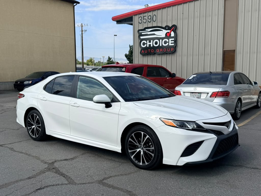 toyota camry 2020 4T1G11AK2LU903910 image toyota camry 2020 4T1G11AK2LU903910 image