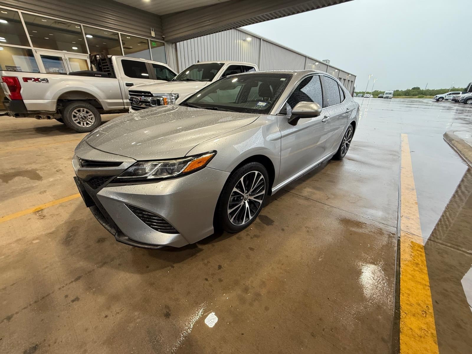 toyota camry 2020 4T1G11AK6LU963110 image toyota camry 2020 4T1G11AK6LU963110 image