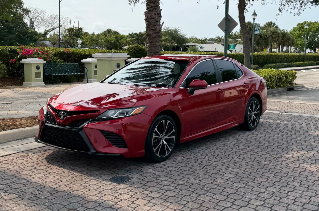 toyota camry 2020 4T1G11AKXLU350536 image toyota camry 2020 4T1G11AKXLU350536 image