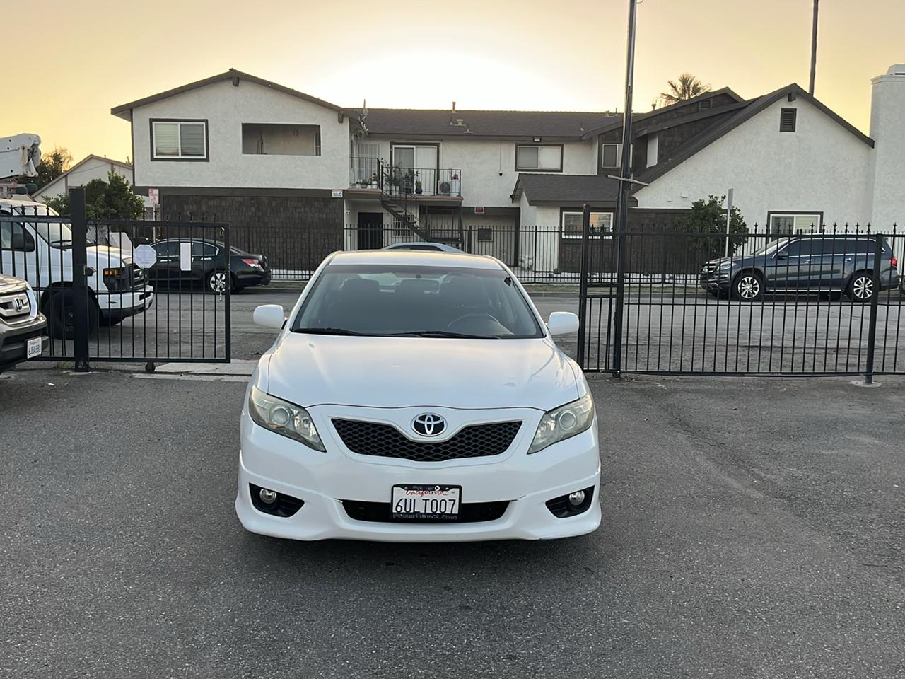 toyota camry 2010 4T1BF3EK2AU542872 image toyota camry 2010 4T1BF3EK2AU542872 image