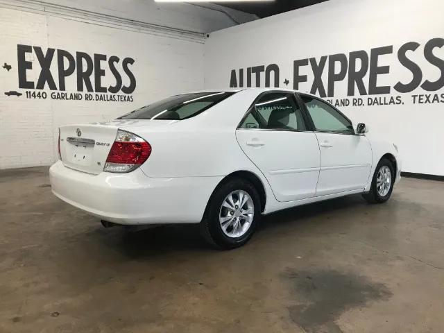 toyota camry 2005 4T1BF30K35U610724 image toyota camry 2005 4T1BF30K35U610724 image