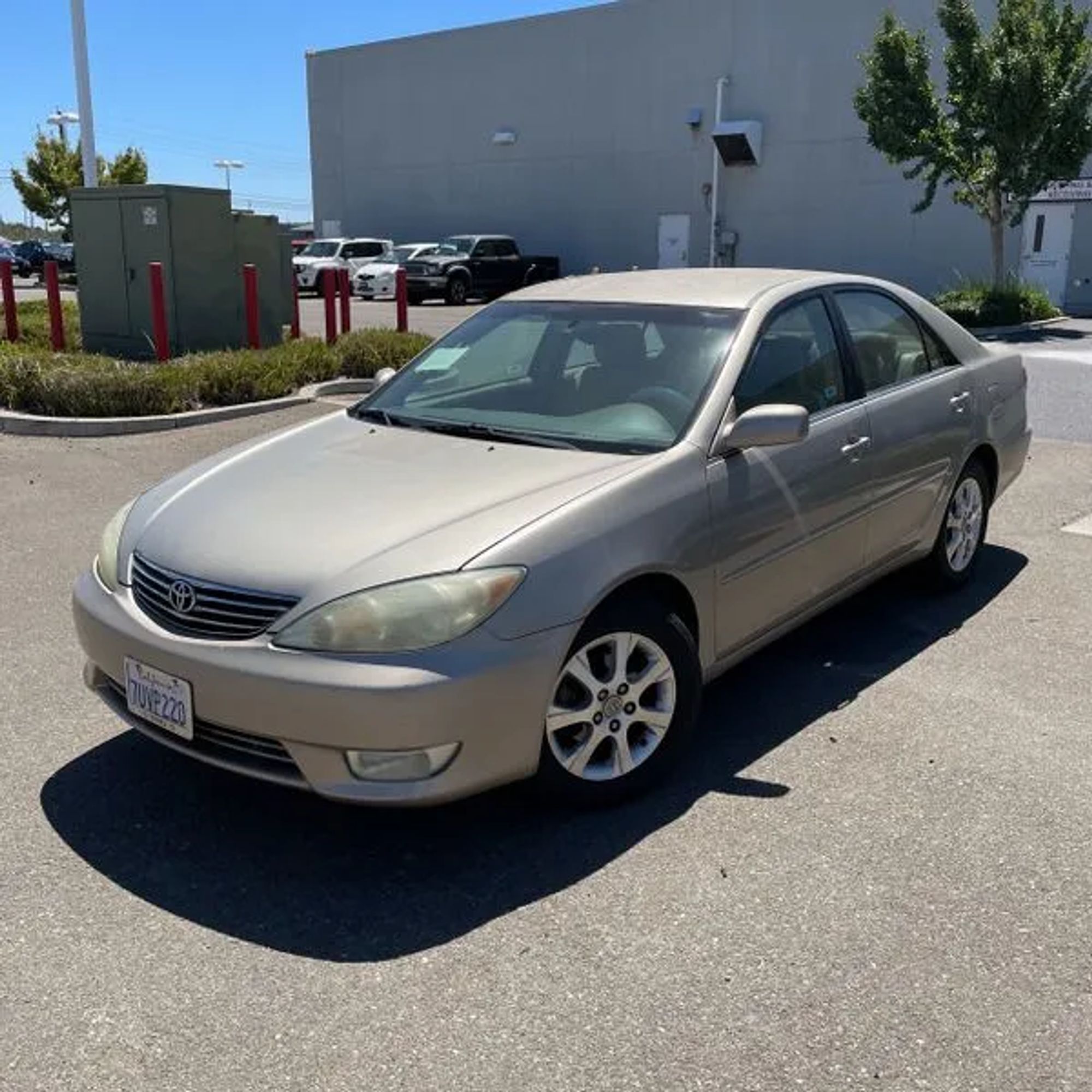 toyota camry 2005 4T1BE30K75U070832 image toyota camry 2005 4T1BE30K75U070832 image