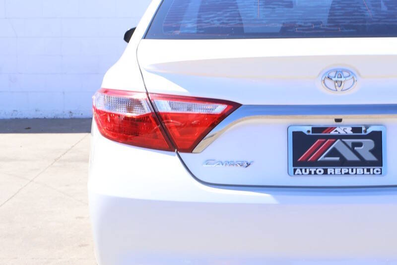 toyota camry 2015 4T1BF1FK0FU051839 image toyota camry 2015 4T1BF1FK0FU051839 image