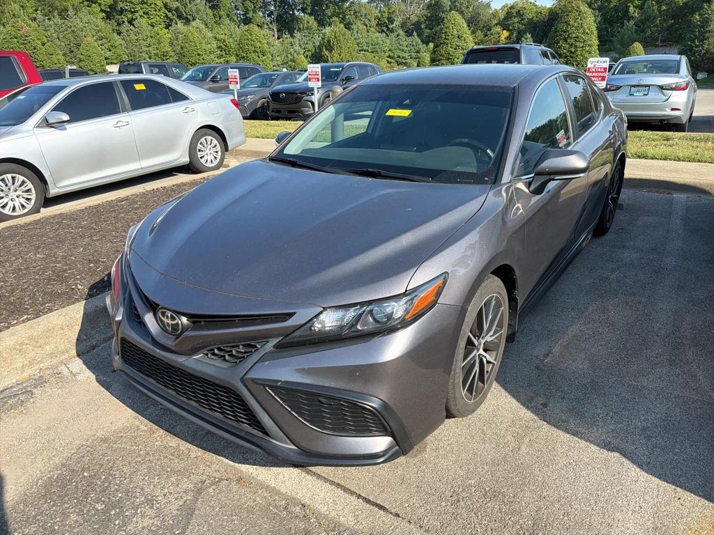 toyota camry 2022 4T1G11AK4NU646056 image toyota camry 2022 4T1G11AK4NU646056 image