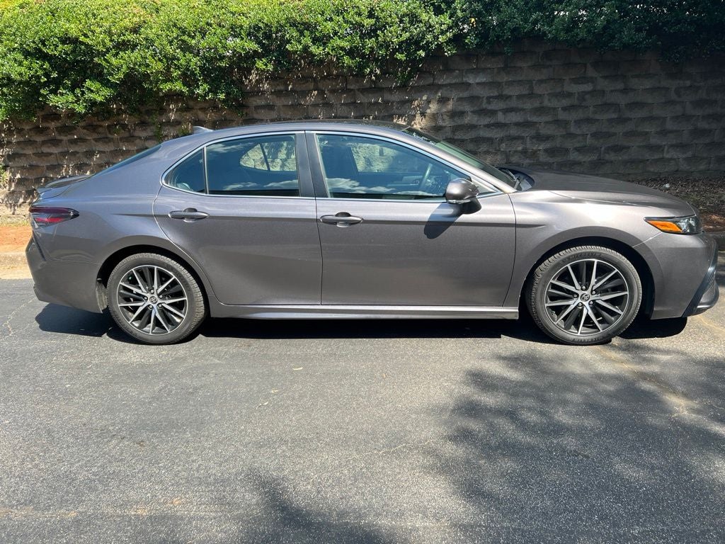 toyota camry 2022 4T1G11AK0NU617301 image toyota camry 2022 4T1G11AK0NU617301 image