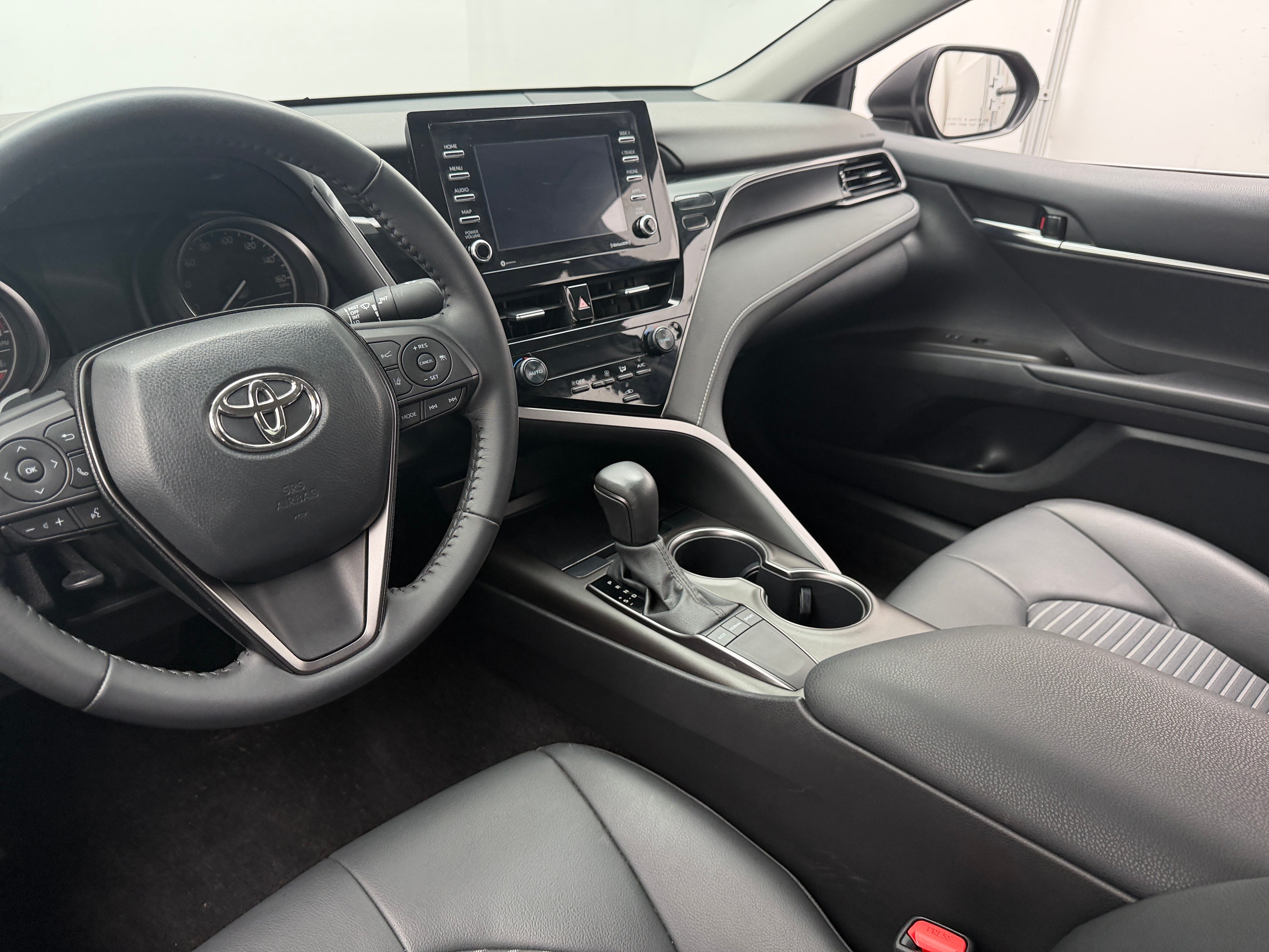 toyota camry 2022 4T1G11AK3NU041963 image toyota camry 2022 4T1G11AK3NU041963 image