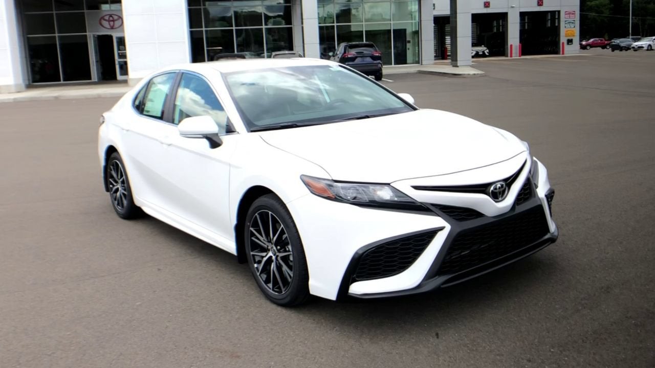 toyota camry 2022 4T1G11AK4NU704022 image toyota camry 2022 4T1G11AK4NU704022 image