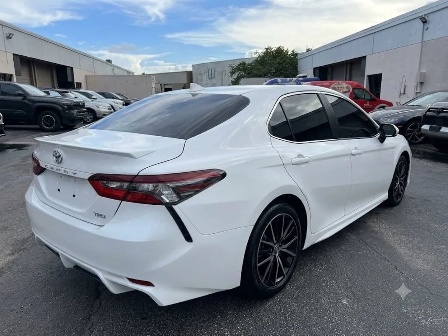 toyota camry 2022 4T1G11AK6NU628917 image toyota camry 2022 4T1G11AK6NU628917 image