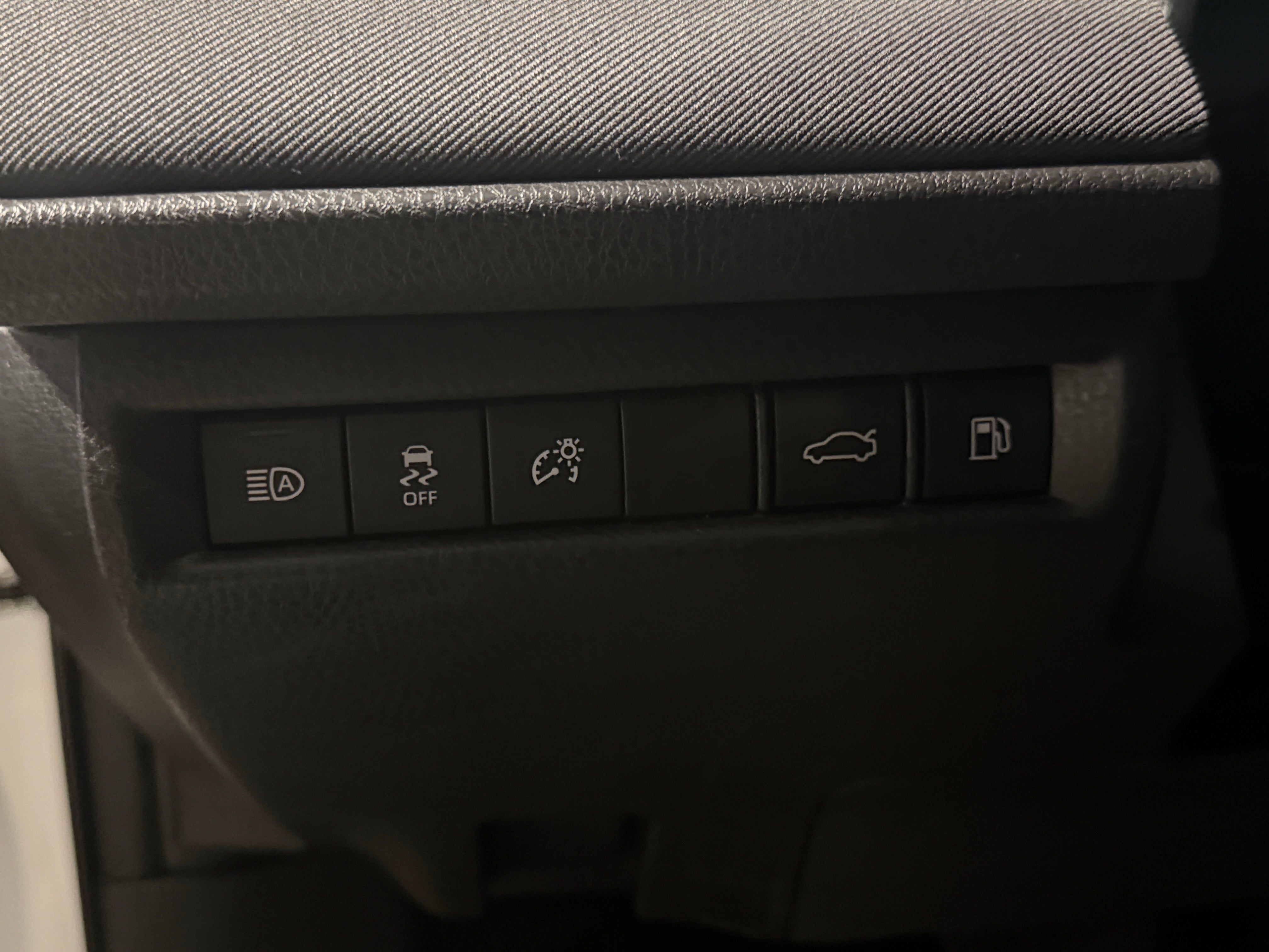 toyota camry 2025 4T1DAACK9SU050596 image toyota camry 2025 4T1DAACK9SU050596 image