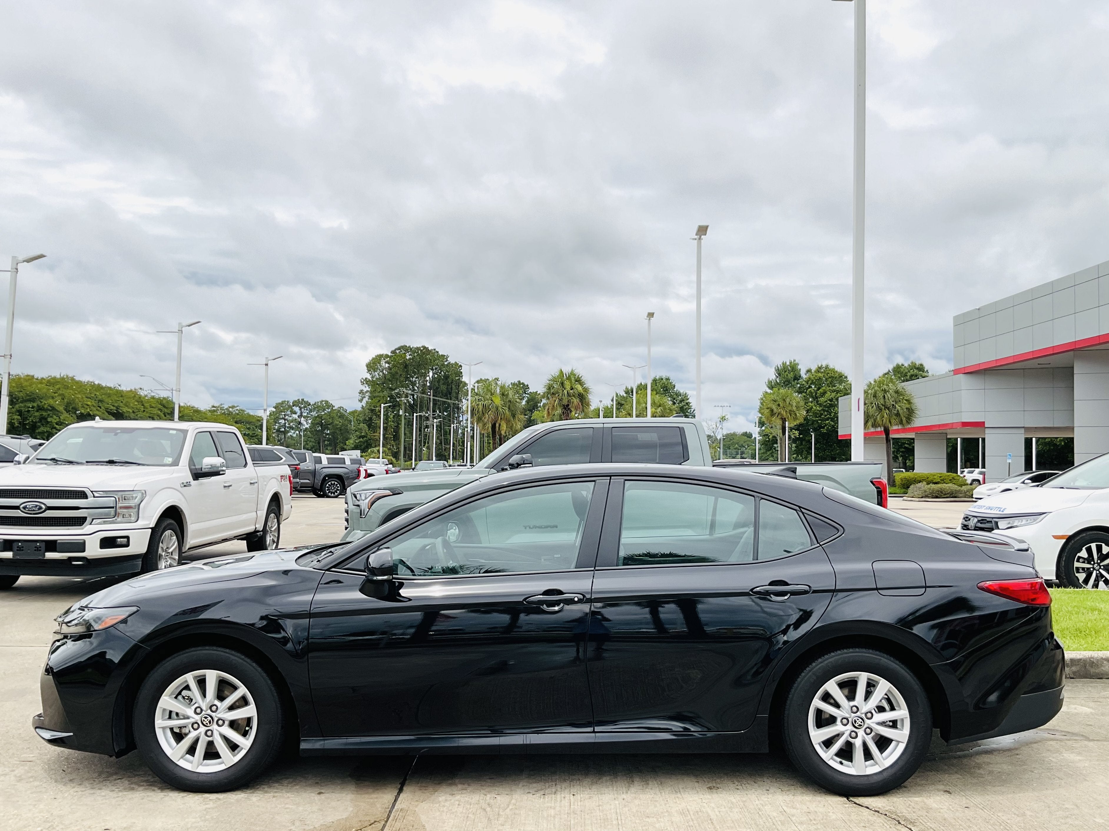 toyota camry 2025 4T1DAACK8SU189649 image toyota camry 2025 4T1DAACK8SU189649 image