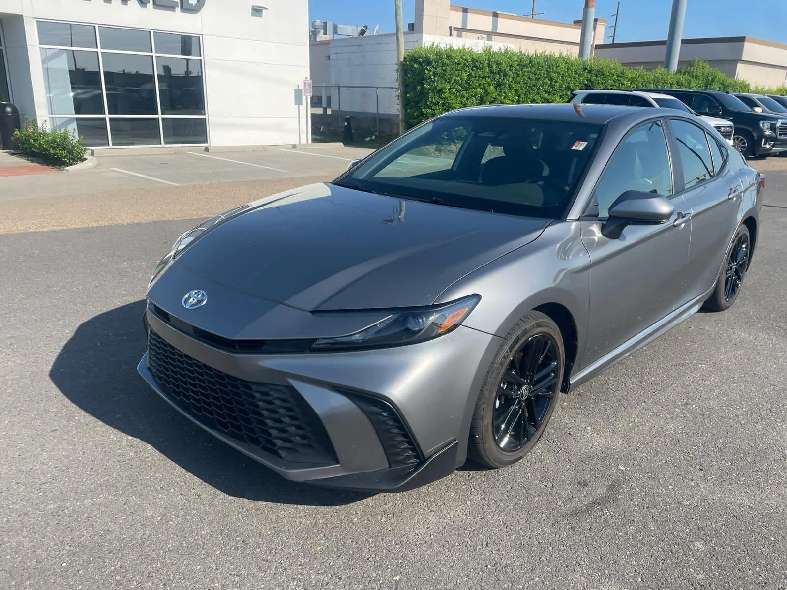 toyota camry 2025 4T1DAACK9SU547325 image