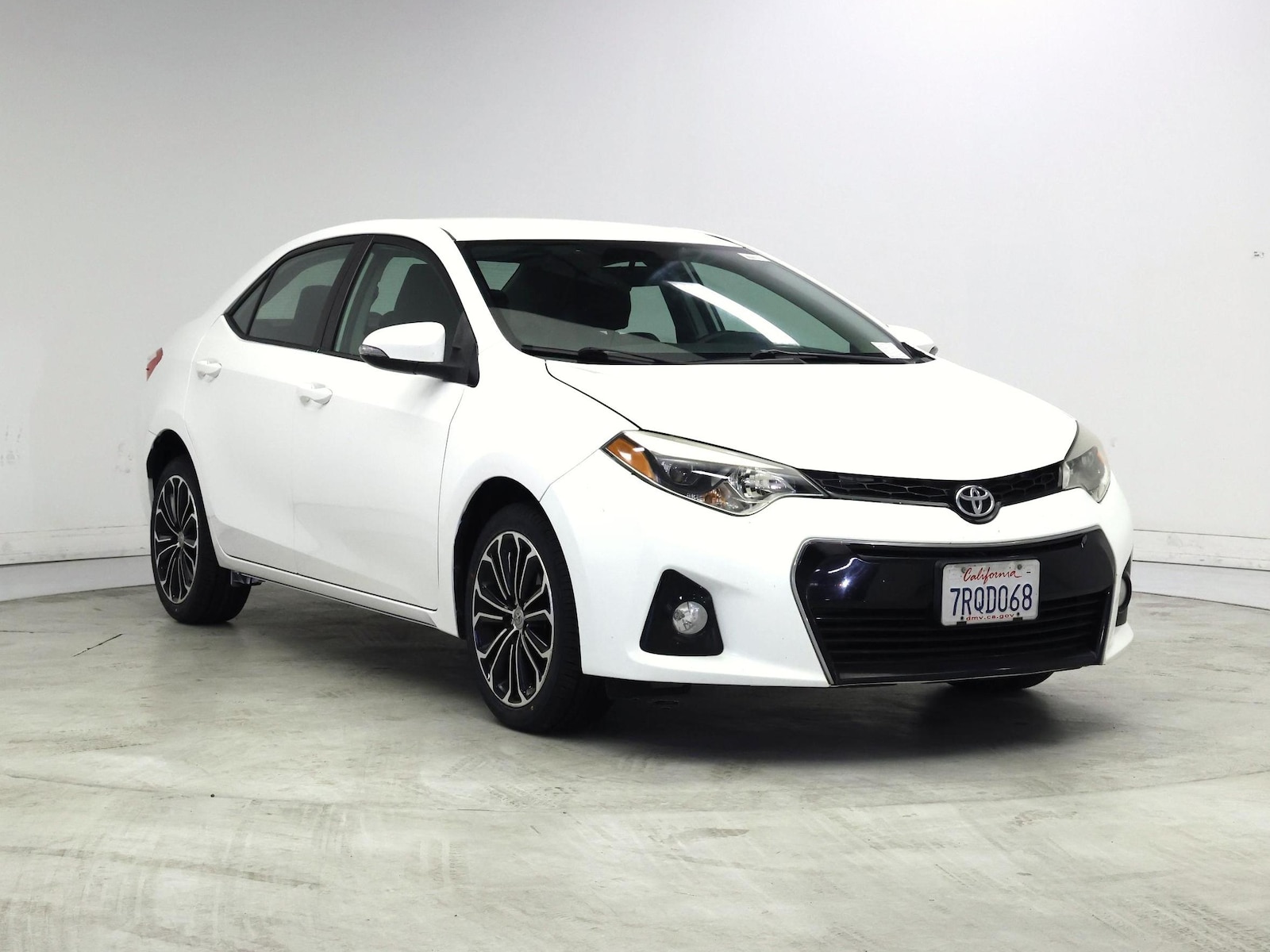 toyota corolla 2016 5YFBURHE0GP398568 image toyota corolla 2016 5YFBURHE0GP398568 image
