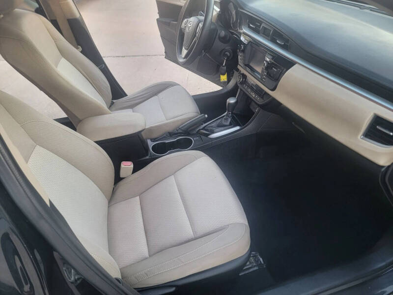 toyota corolla 2016 5YFBURHE1GP407990 image toyota corolla 2016 5YFBURHE1GP407990 image