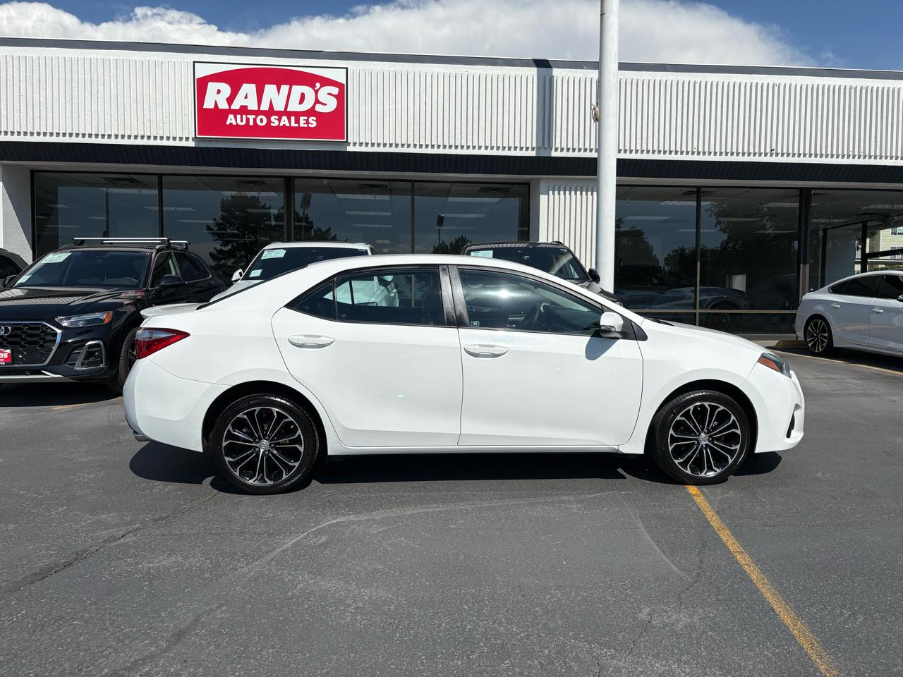 toyota corolla 2016 5YFBURHE8GP549804 image toyota corolla 2016 5YFBURHE8GP549804 image