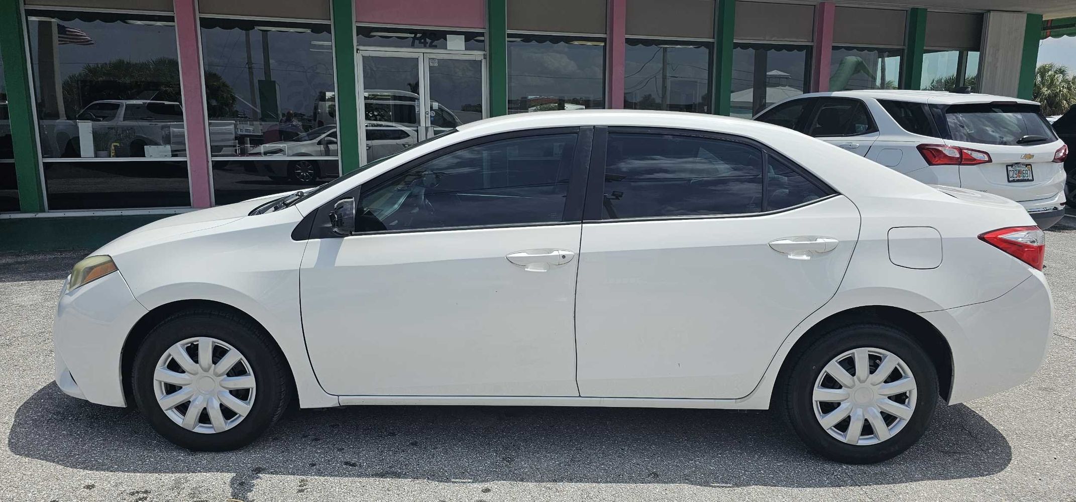 toyota corolla 2016 5YFBURHE2GP410509 image toyota corolla 2016 5YFBURHE2GP410509 image