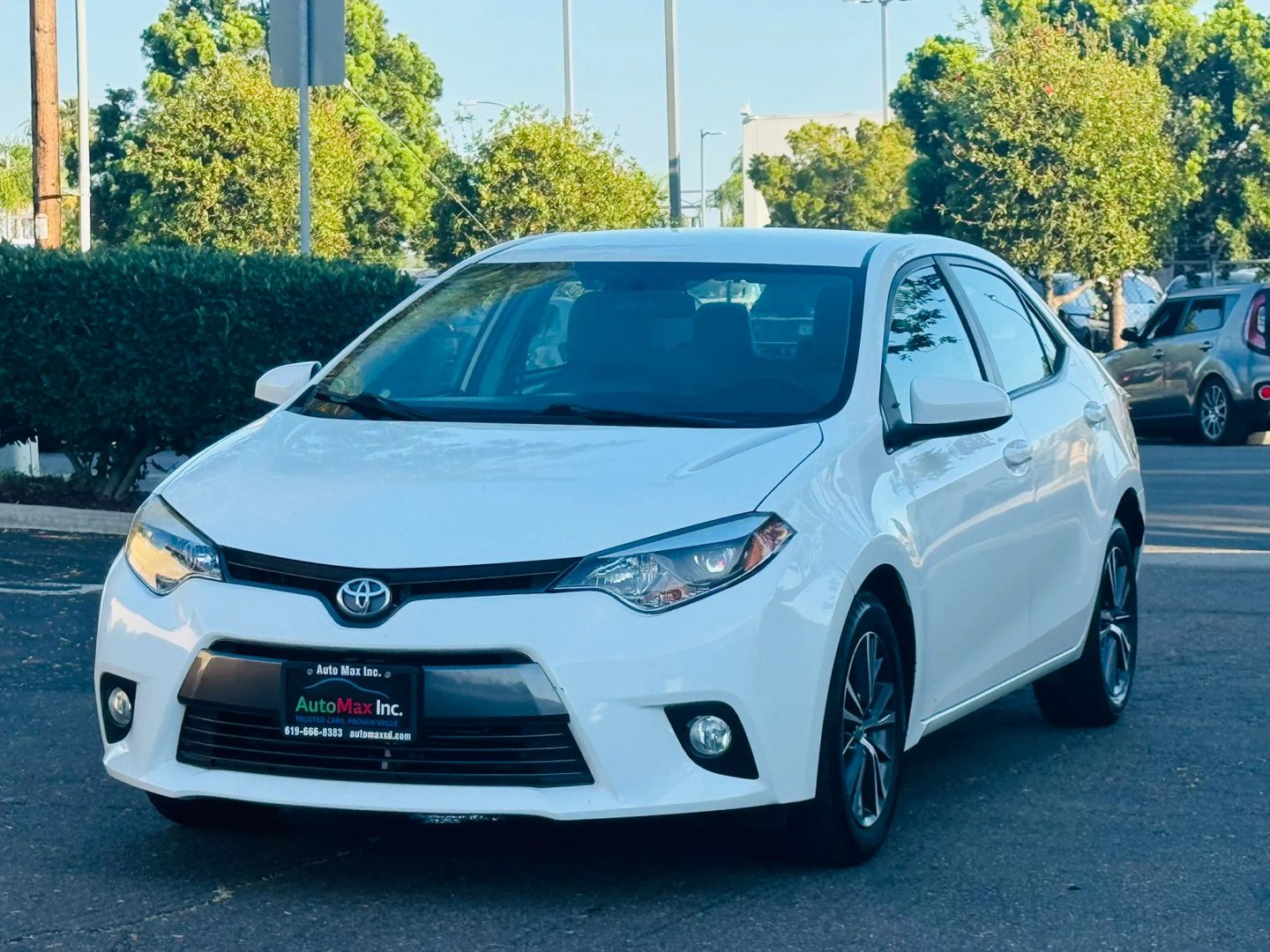 toyota corolla 2016 5YFBURHE8GP531142 image toyota corolla 2016 5YFBURHE8GP531142 image