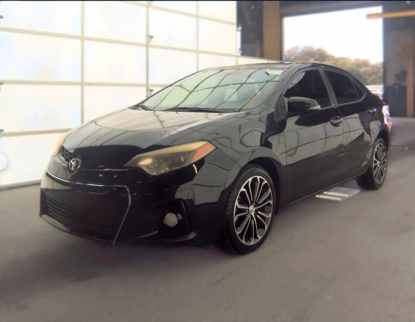 toyota corolla 2016 5YFBURHE2GP501912 image toyota corolla 2016 5YFBURHE2GP501912 image