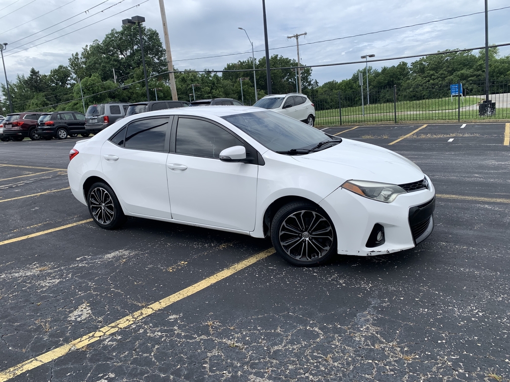 toyota corolla 2016 2T1BURHE7GC667004 image toyota corolla 2016 2T1BURHE7GC667004 image