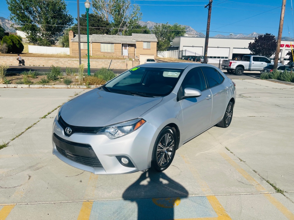 toyota corolla 2016 5YFBURHE5GP560324 image toyota corolla 2016 5YFBURHE5GP560324 image