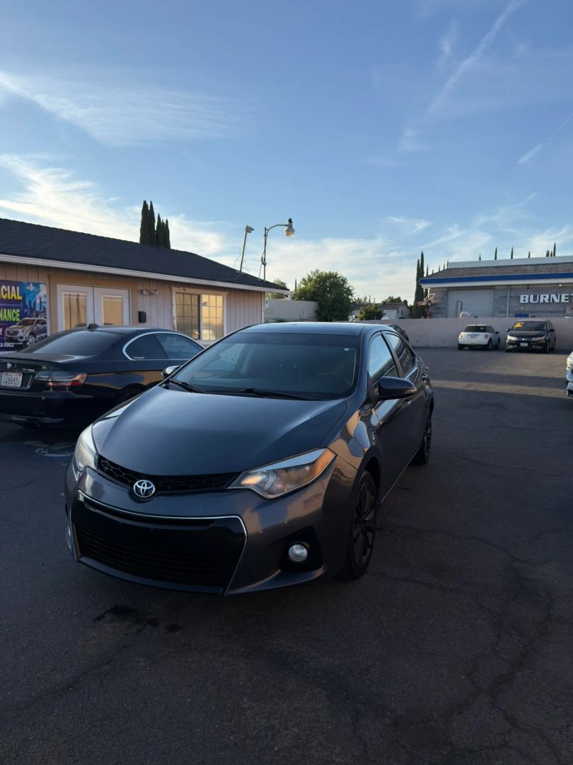 toyota corolla 2016 5YFBURHEXGP404943 image toyota corolla 2016 5YFBURHEXGP404943 image