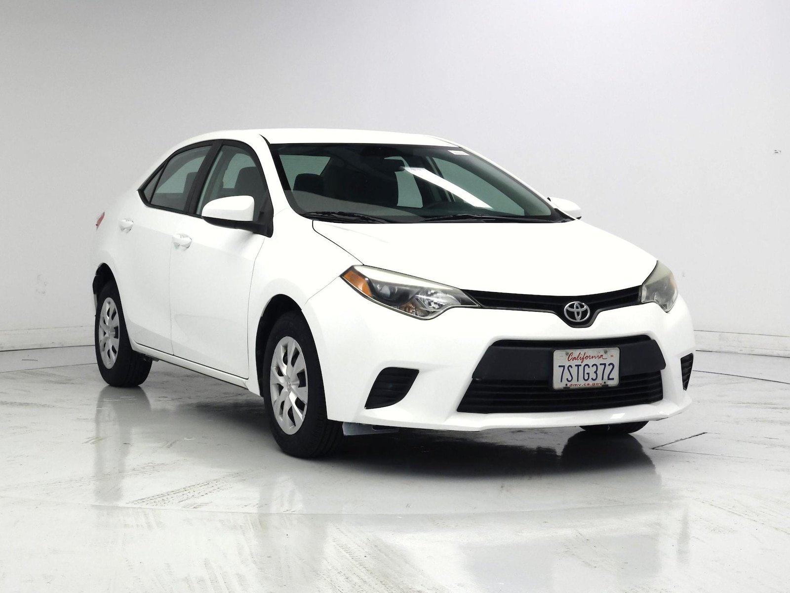 toyota corolla 2016 5YFBURHE9GP505617 image toyota corolla 2016 5YFBURHE9GP505617 image