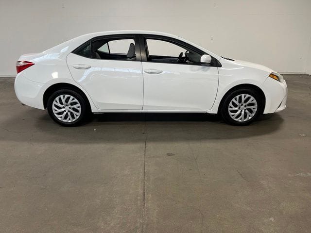 toyota corolla 2016 5YFBURHE9GP445631 image toyota corolla 2016 5YFBURHE9GP445631 image