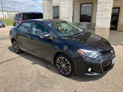 toyota corolla 2016 5YFBURHE3GP452056 image toyota corolla 2016 5YFBURHE3GP452056 image