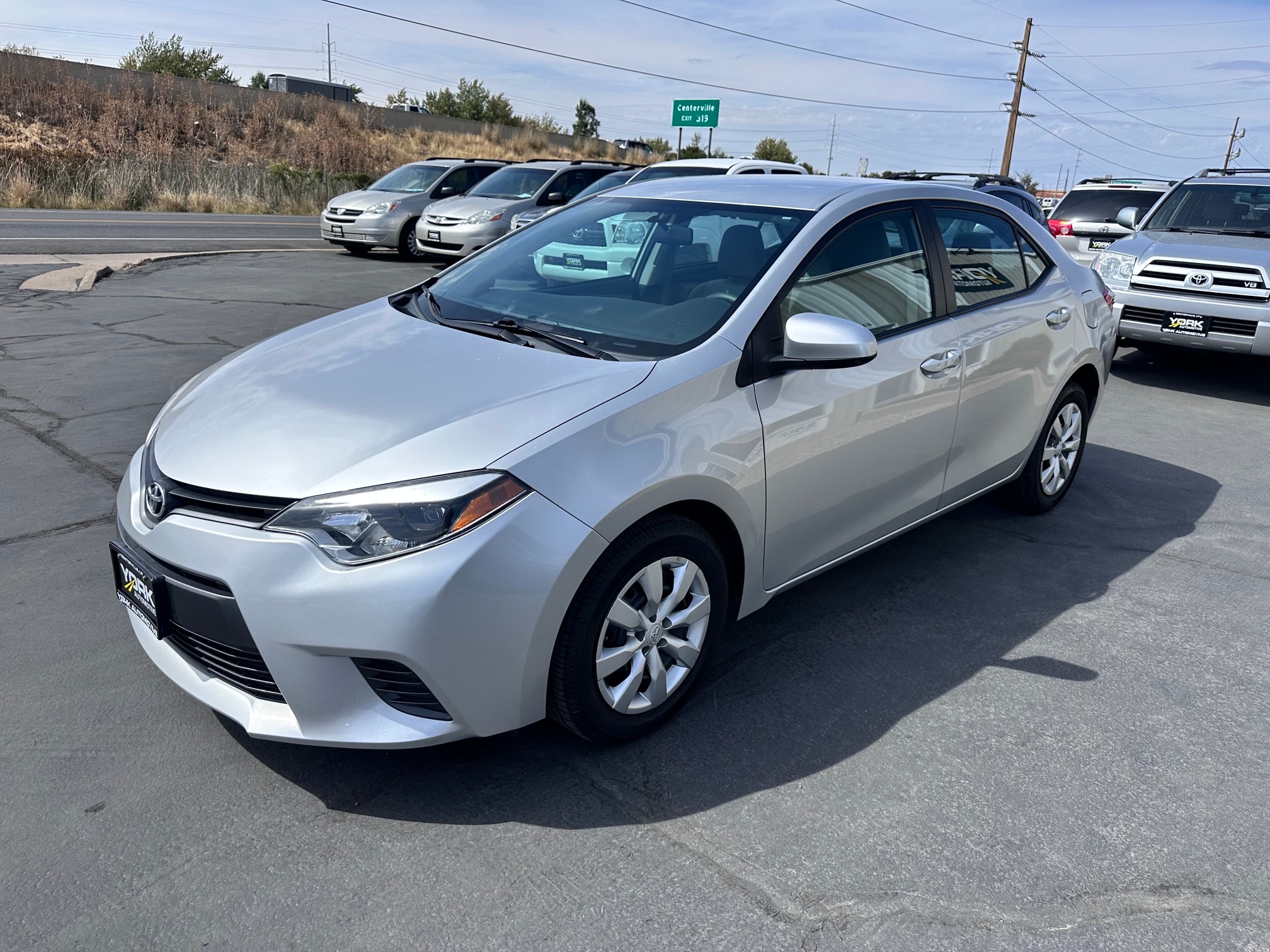 toyota corolla 2016 5YFBURHE6GP524707 image toyota corolla 2016 5YFBURHE6GP524707 image