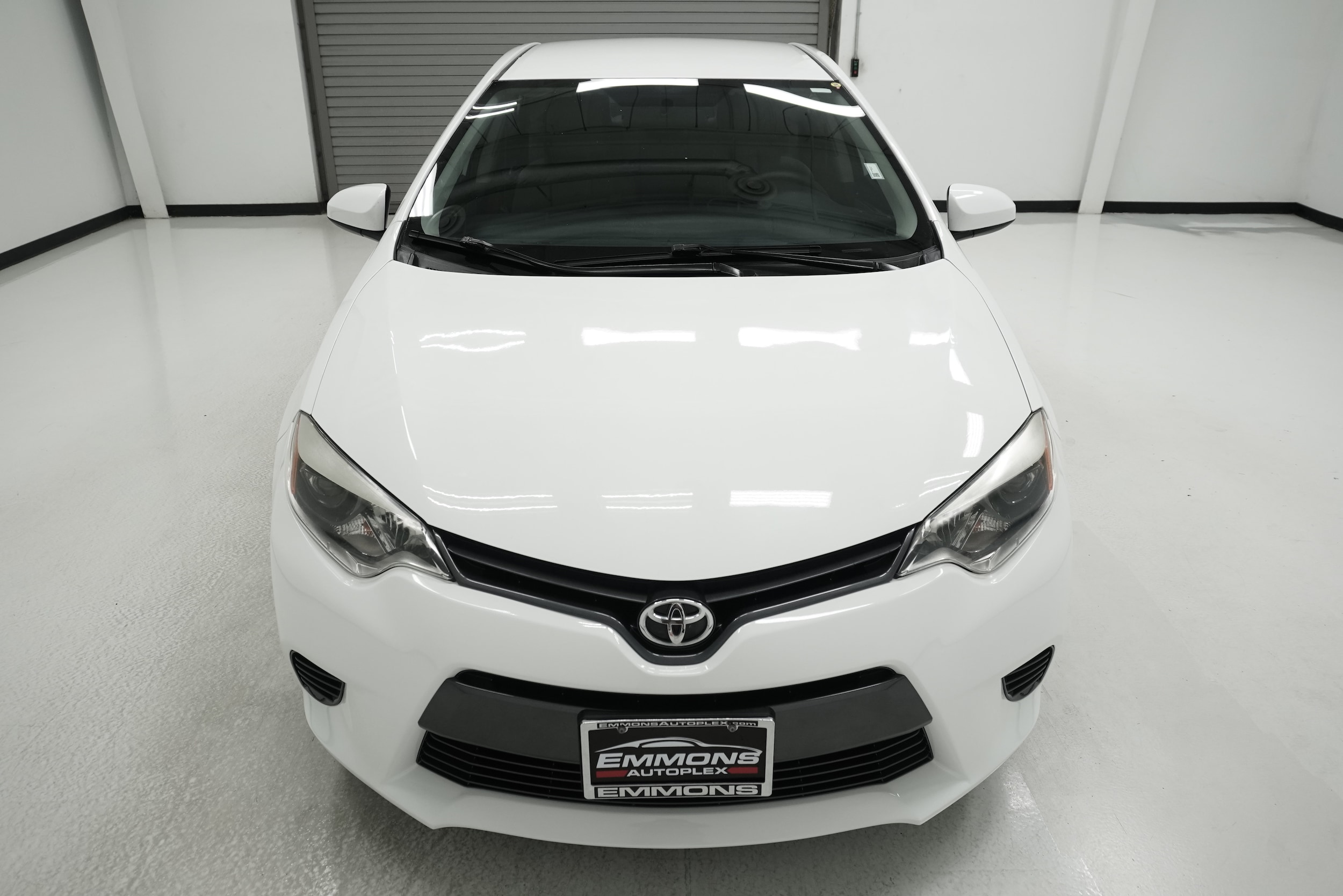 toyota corolla 2016 5YFBURHE2GP546087 image toyota corolla 2016 5YFBURHE2GP546087 image