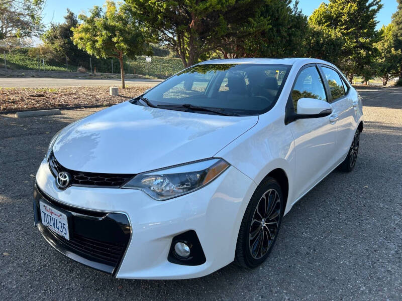 toyota corolla 2016 5YFBURHE5GP555575 image toyota corolla 2016 5YFBURHE5GP555575 image
