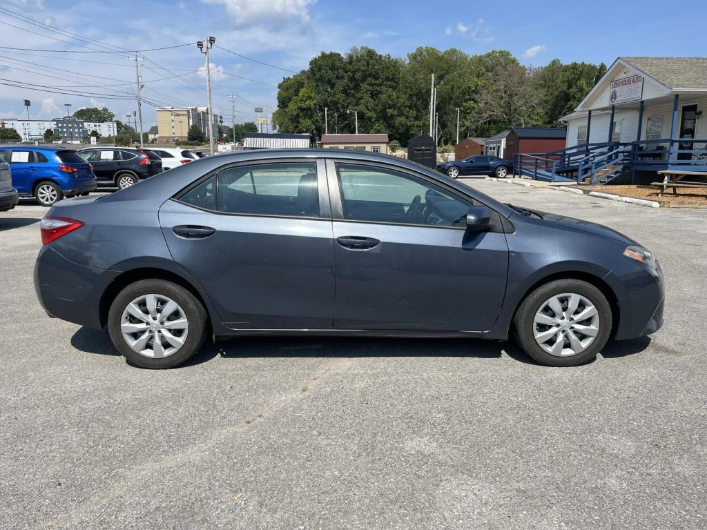 toyota corolla 2016 5YFBURHE2GP431831 image toyota corolla 2016 5YFBURHE2GP431831 image
