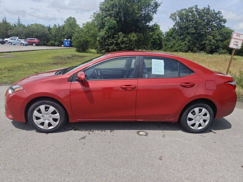 toyota corolla 2016 5YFBURHE3GP562590 image toyota corolla 2016 5YFBURHE3GP562590 image
