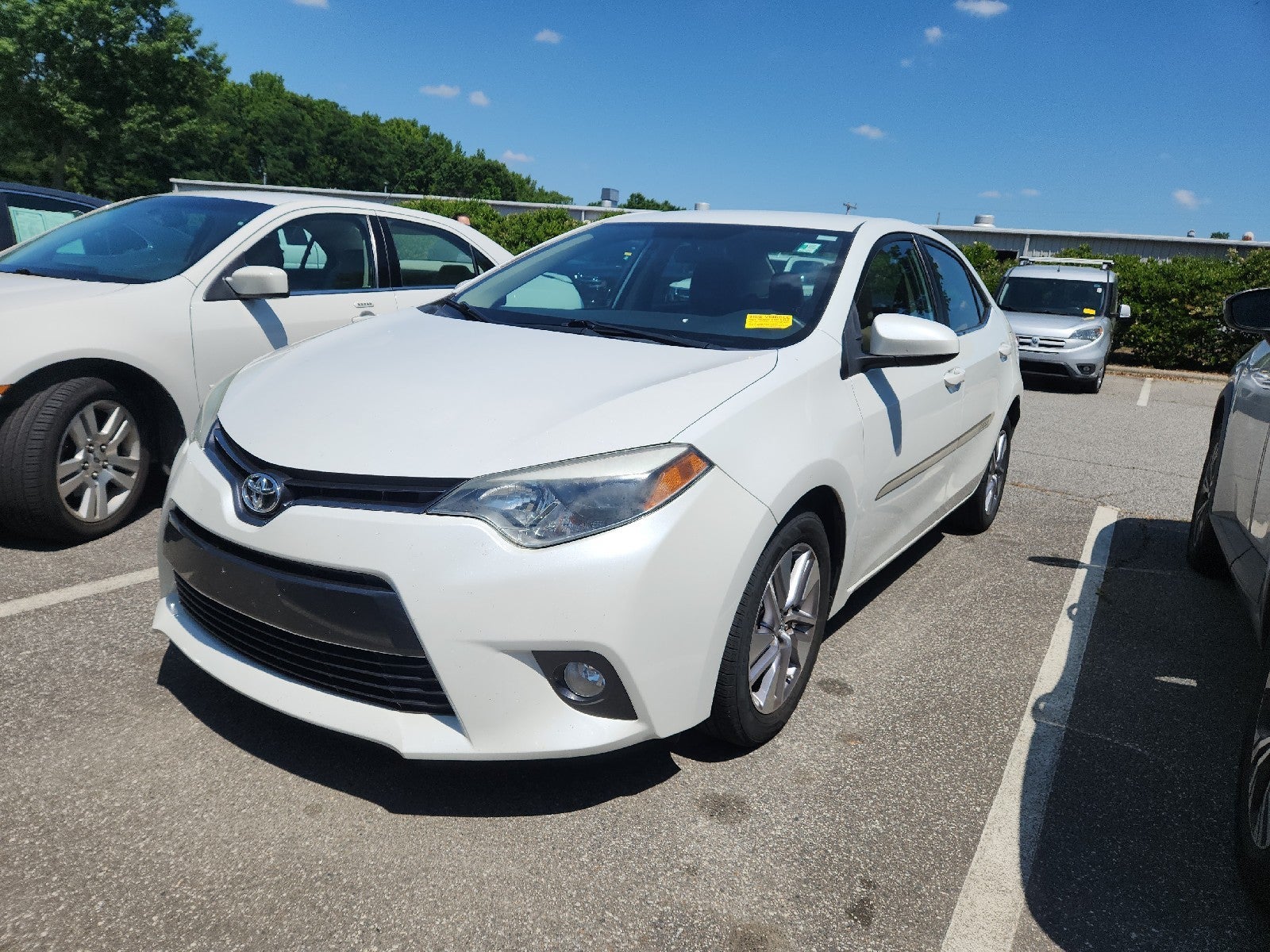 toyota corolla 2016 5YFBPRHE8GP420131 image toyota corolla 2016 5YFBPRHE8GP420131 image