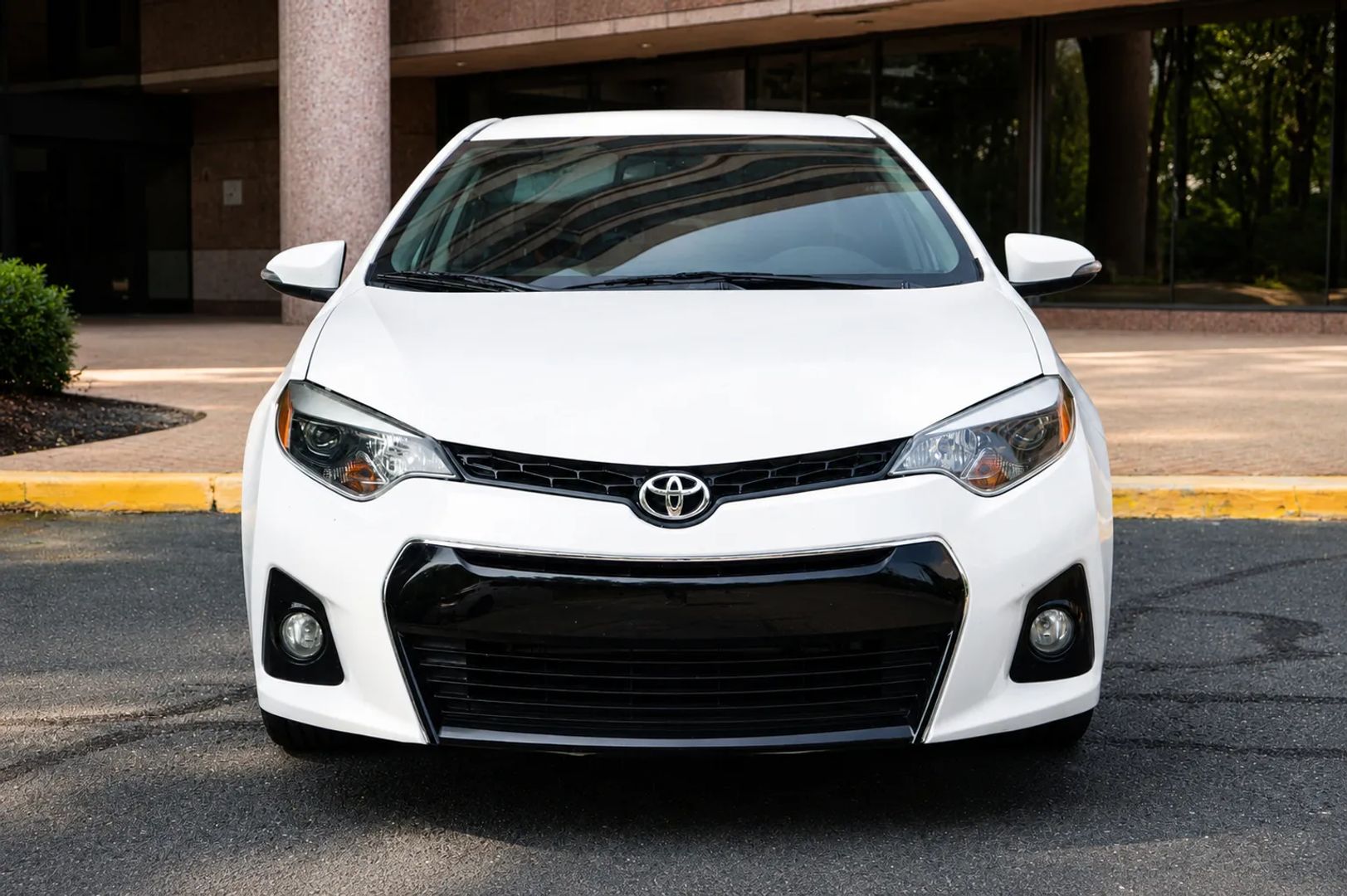 toyota corolla 2016 2T1BURHE6GC529938 image toyota corolla 2016 2T1BURHE6GC529938 image