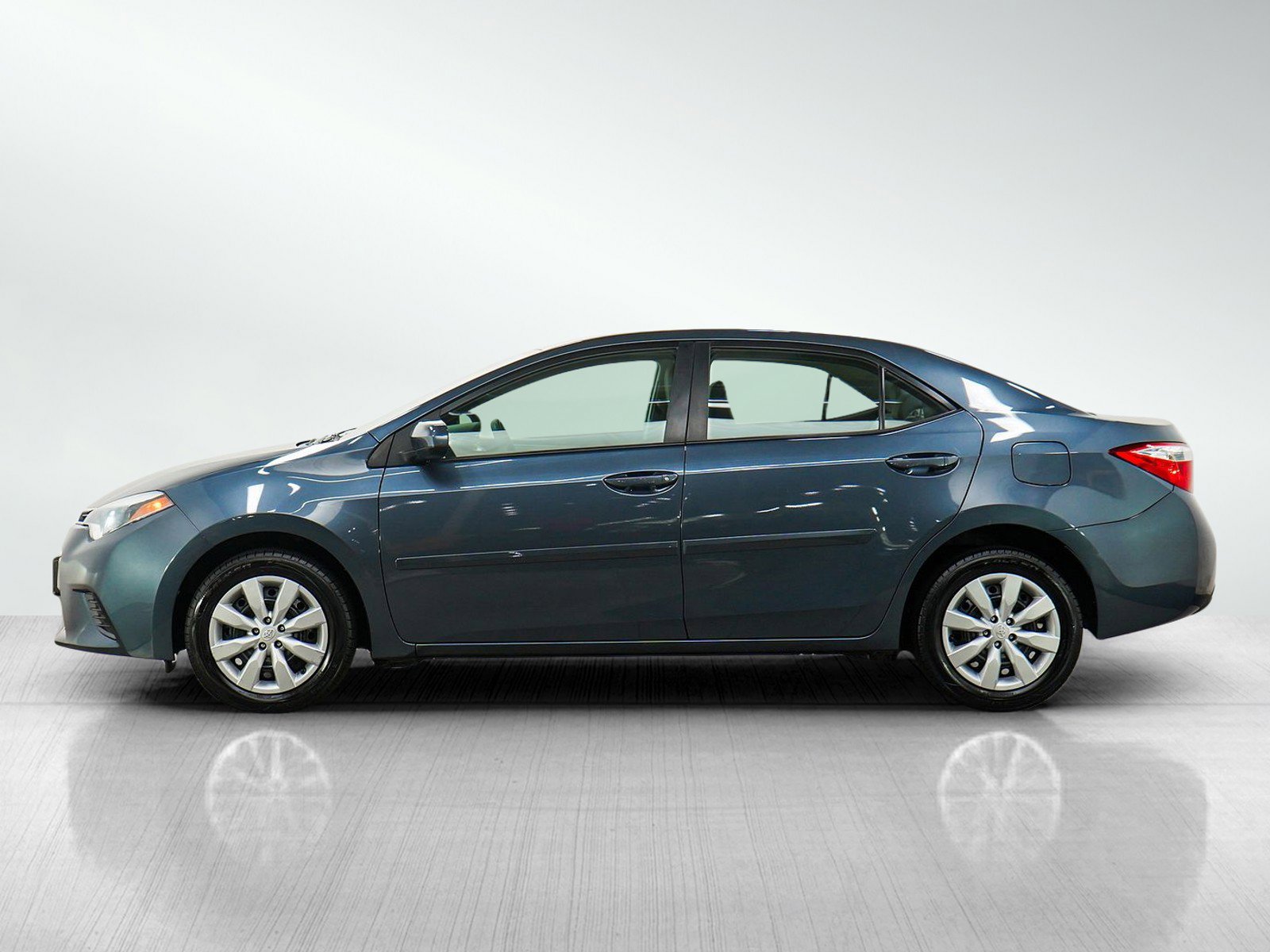 toyota corolla 2016 5YFBURHE1GP483998 image toyota corolla 2016 5YFBURHE1GP483998 image