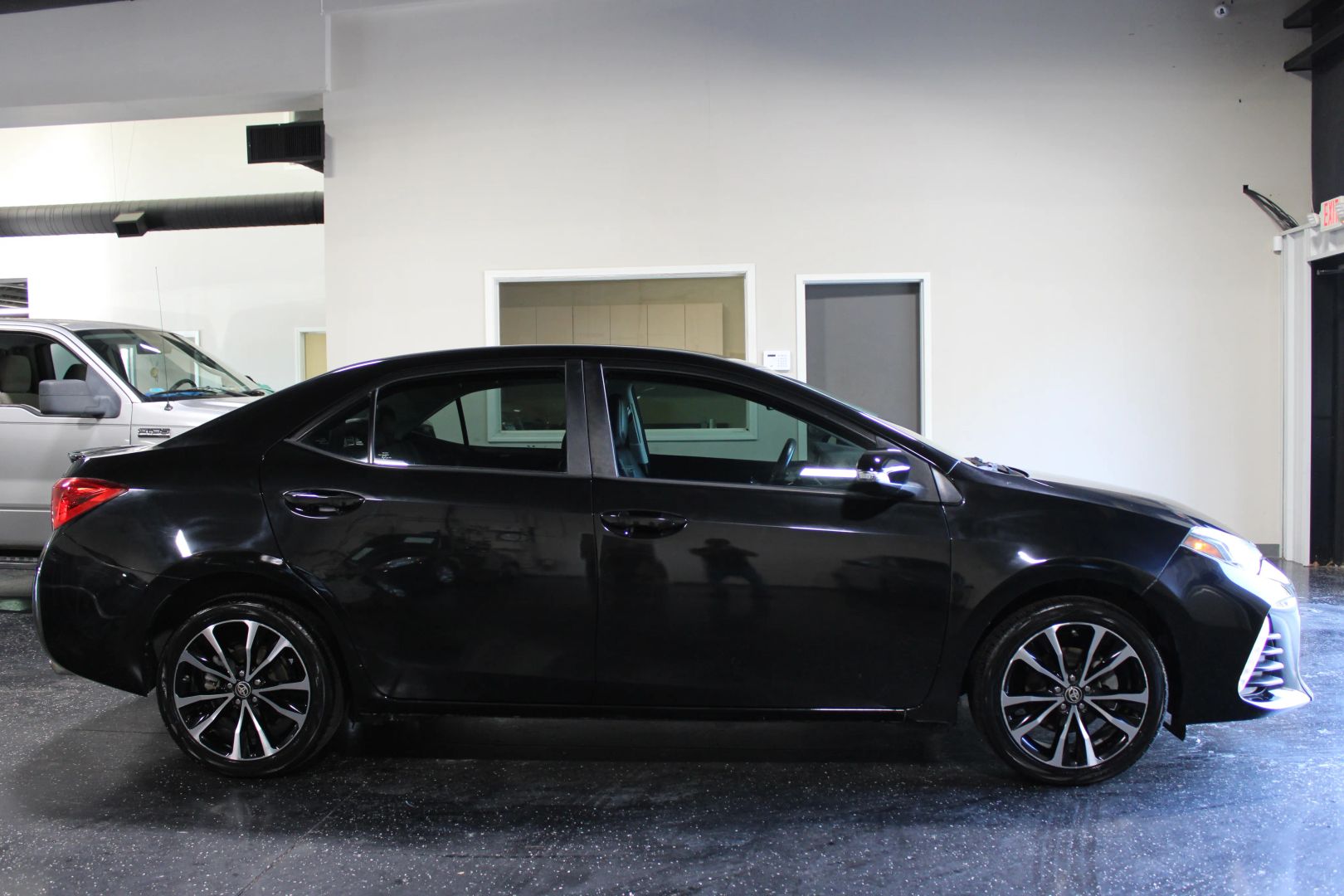 toyota corolla 2019 2T1BURHE7KC200125 image toyota corolla 2019 2T1BURHE7KC200125 image
