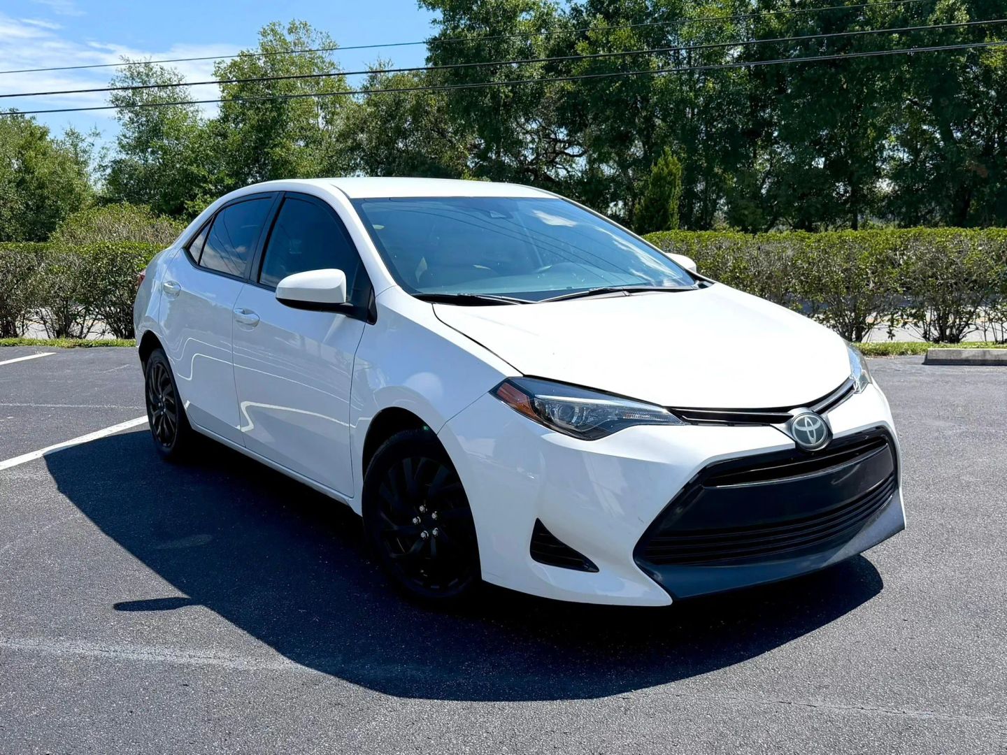 toyota corolla 2019 5YFBURHE1KP859320 image toyota corolla 2019 5YFBURHE1KP859320 image