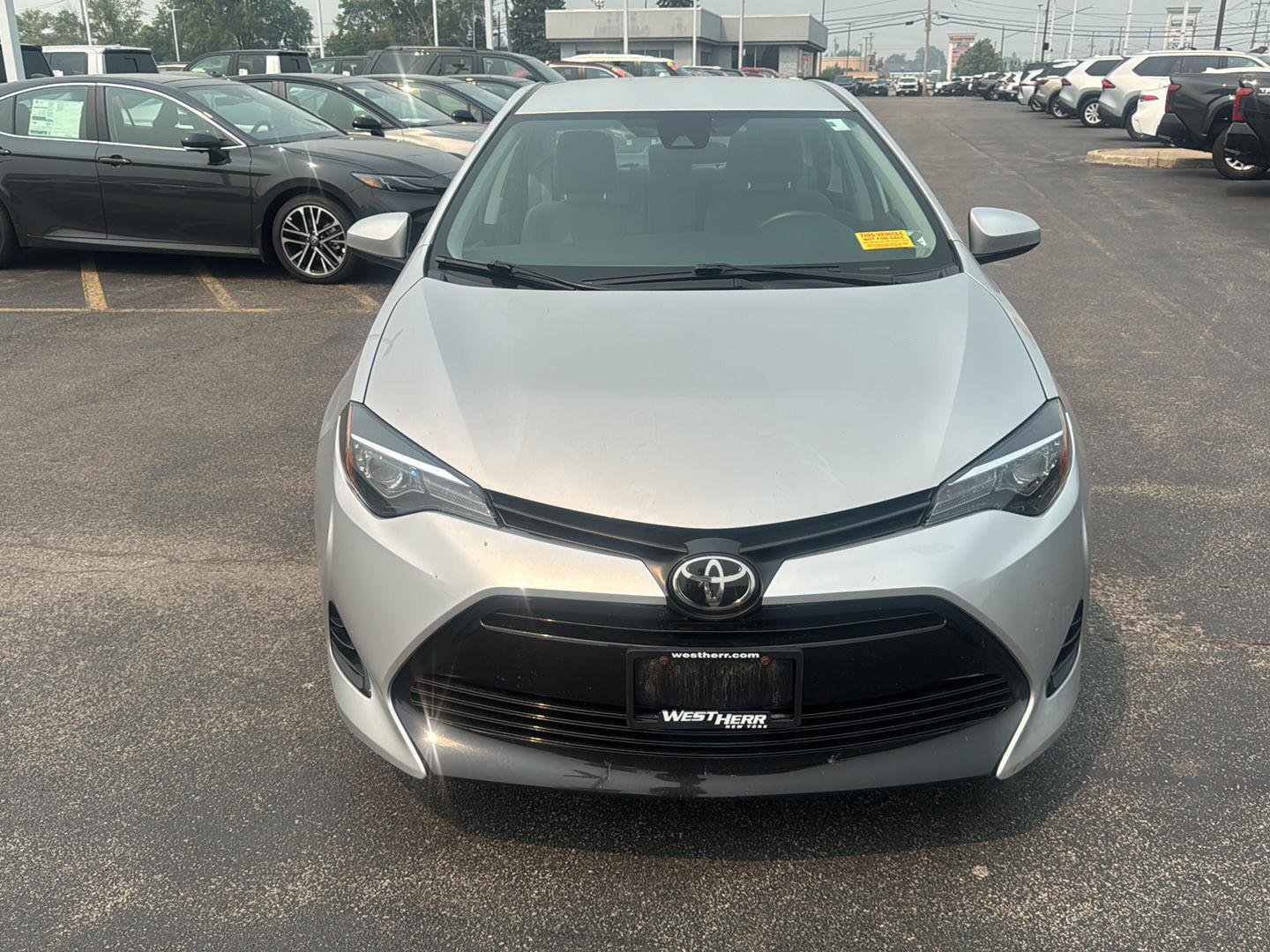 toyota corolla 2019 2T1BURHE0KC154766 image toyota corolla 2019 2T1BURHE0KC154766 image