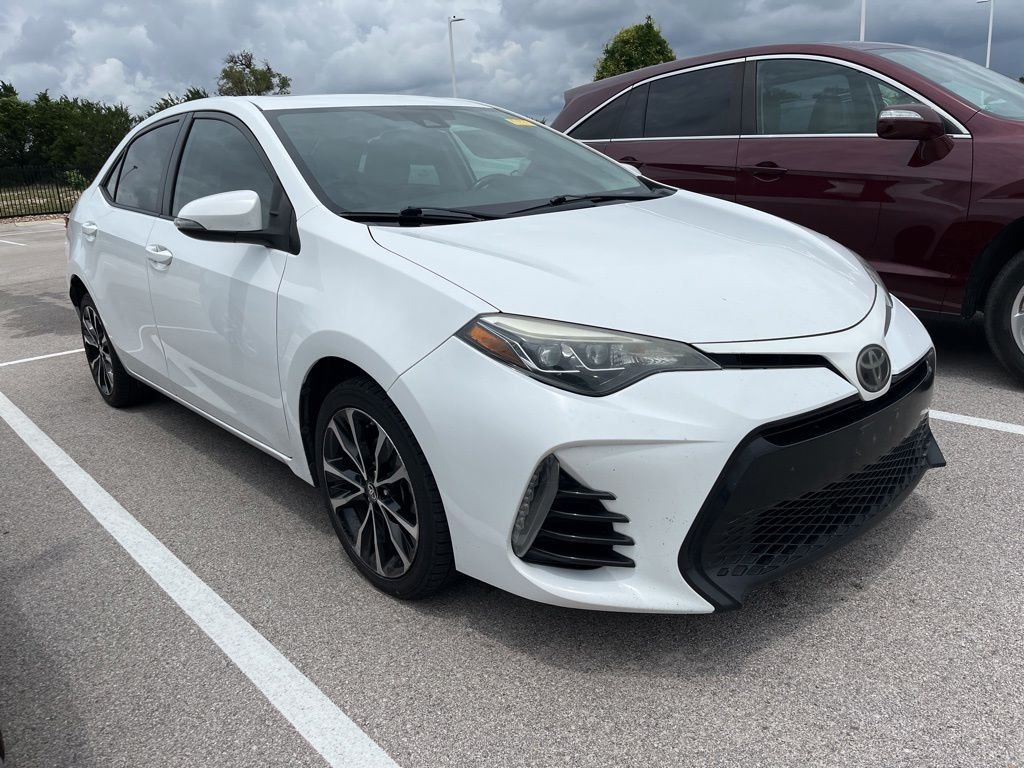 toyota corolla 2019 5YFBURHE3KP873378 image toyota corolla 2019 5YFBURHE3KP873378 image