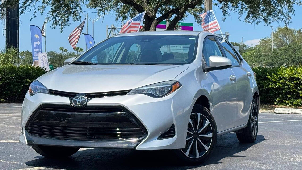 toyota corolla 2019 5YFBURHE1KP942925 image toyota corolla 2019 5YFBURHE1KP942925 image