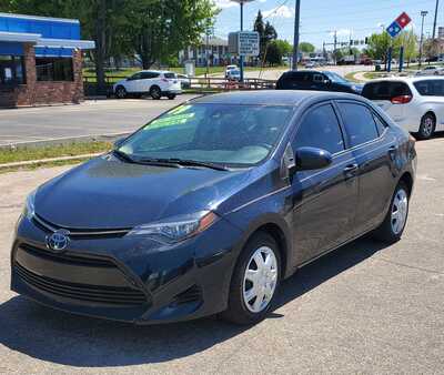toyota corolla 2019 5YFBURHE4KP944085 image toyota corolla 2019 5YFBURHE4KP944085 image